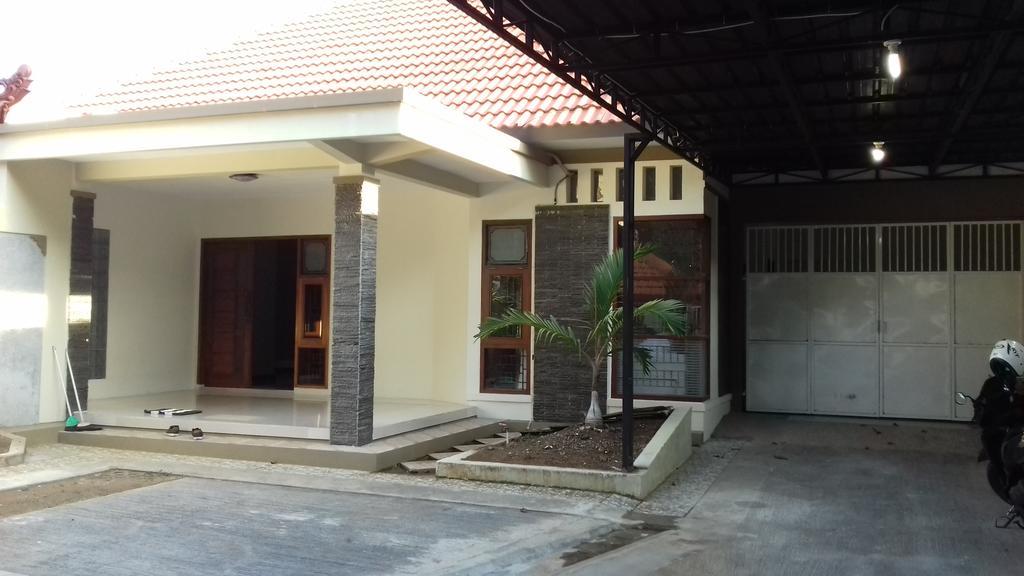 Dannu'S Homestay & Ijen, Bromo, Meru Betiri Sukomade Tours บันยูวังงี ภายนอก รูปภาพ